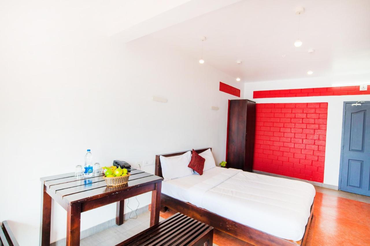 Forest County Hotel Munnar Esterno foto